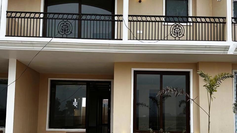 Manglam Riverdale Aerovista Extension 2 Video 1